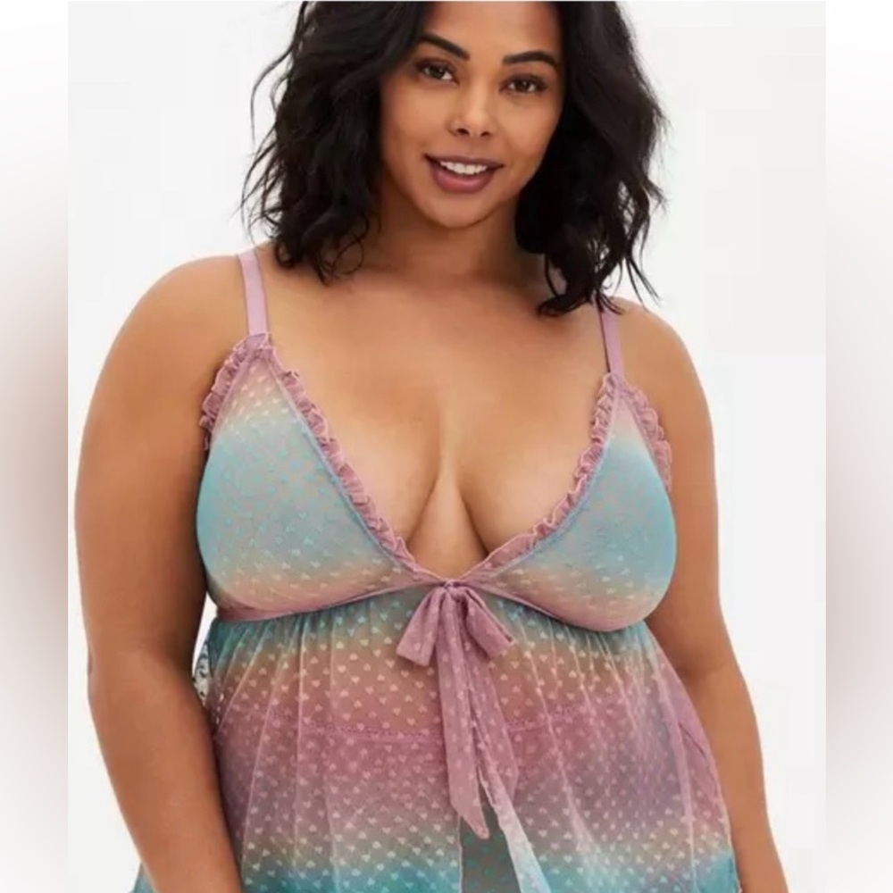 Torrid Pink Gradient Ruffle Trim Top Lacy Hearts Lingerie size Large (0/12)